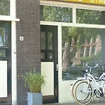 Bed&Breakfast aan de Singel van Utrecht